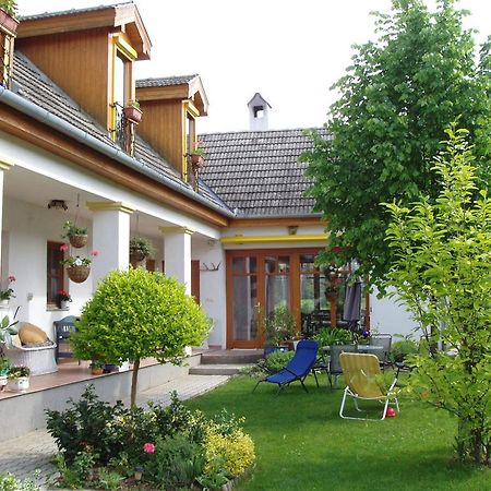 Rudolf's Fogadó Zsira Exterior foto